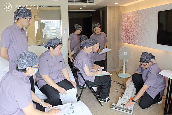 吸塵器使用與保養1.jpg 吸塵器使用與保養1.jpg