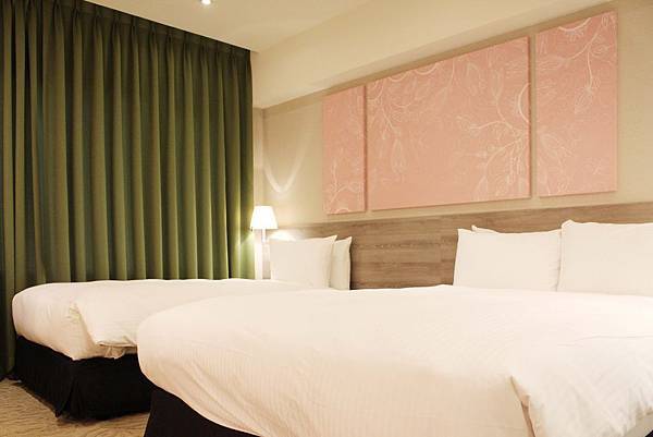 Triple Room in Taichung.jpg Triple Room in Taichung.jpg