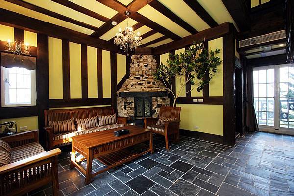 樓中樓海景雙人房 (5).jpg