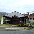 072 駅旁的神社.JPG