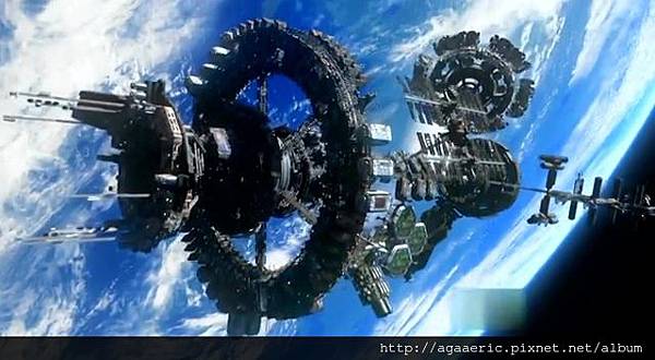 The Hundred-7.jpg The Hundred-7.jpg