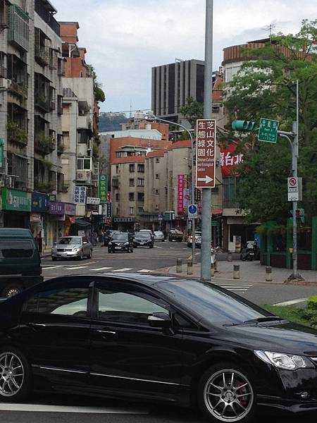 2015年9月25日遊士林芝山麙 001.jpg