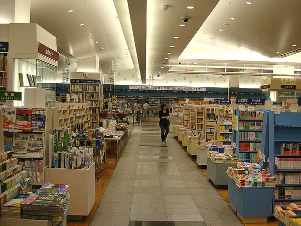 書店內部1.jpg