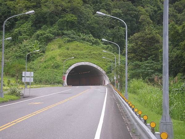 玉長隧道