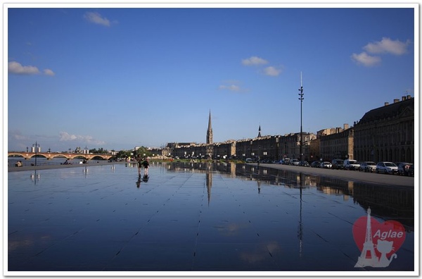 quai promenade miroir.jpg