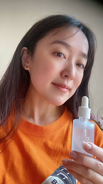 閨蜜也想知道的水嫩秘密/船井 Ido 醫朵玻尿酸水光修護精華 試用