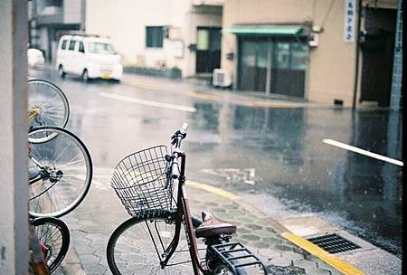 raining bikes