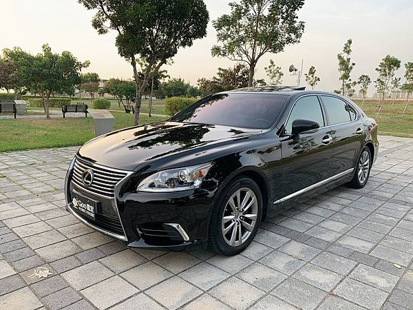 2013 LS460L售66.8萬_1