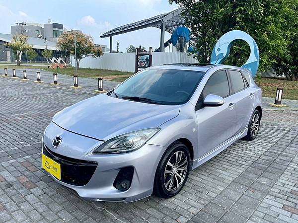 2010年MAZDA 3頂級 免鑰匙 天窗