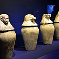 大英博物館藏埃及木乃伊-第二區-卡諾卜罈-002.jpg