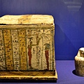 大英博物館藏埃及木乃伊-第二區-奈沙阿魯德的卡諾卜罈櫃.jpg