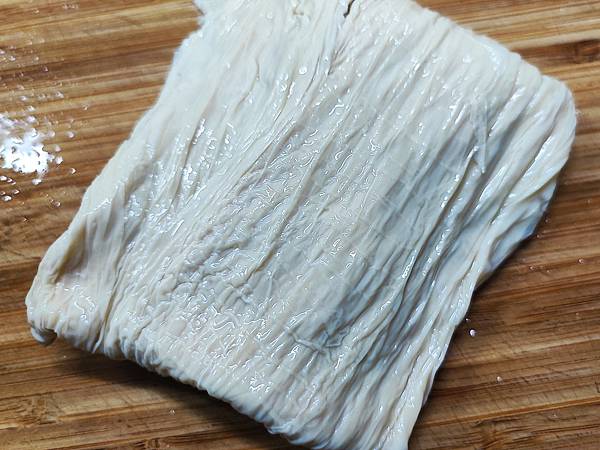 [食譜] 手撕豆包炒鮮蔬