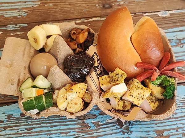 [食記] 迪化街巷弄的森林系咖啡店 草原派対