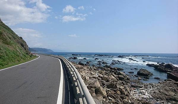 讓海, 由雲, 伴藍天 ...