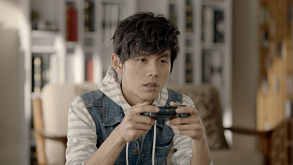 BAND 公佈代言團體「食尚玩家」廣告影片 - 讓我們BAND在一起《食尚KTV篇》