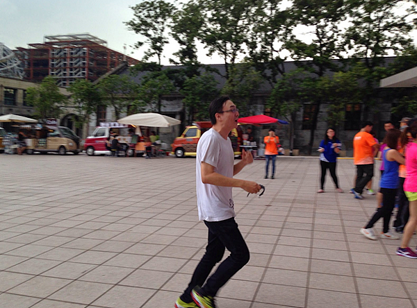 2014-08-14 04_25_59-董達達3C私塾_【運動筆記 x EPSON】Runsense 新錶上市分享會 SF-710S_SF-310G