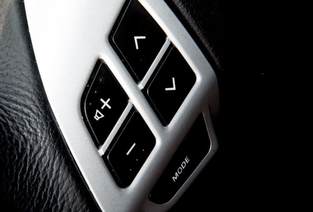 漂亮拍出帥氣愛車 – 阿輝的拍車教學 + LANCER iO 炫彩菱格版試拍 (文末抽獎) @3C 達人廖阿輝 2015-07-24 11_14_43-adobe - Google 搜尋