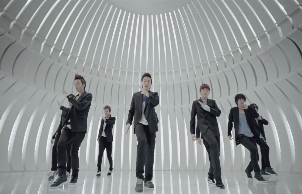 Super Junior 슈퍼주니어_Mr.Simple_MUSICVIDEO_(720p)[22-20-52].JPG