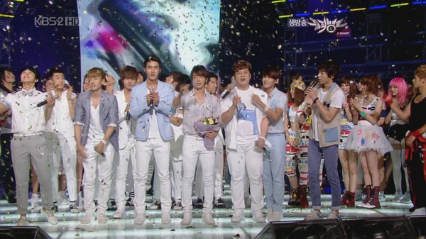 100709.KBS2.MusicBank.SuperJunior_NO.1[DDH][16-47-26].jpg