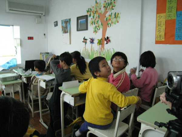  學生OS:  阿是下課了沒呀? 