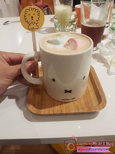 2017/04/18 miffy x 2% CAFE環球桃園A8店