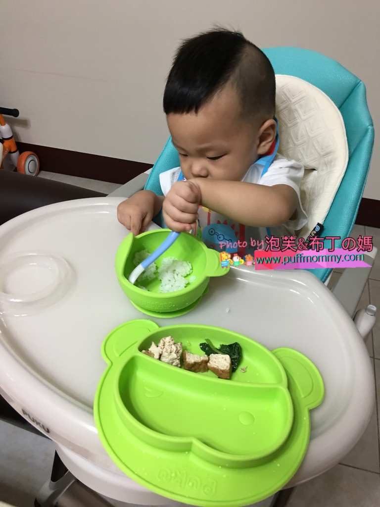 PUKU Egg多功能成長型高腳餐椅&魔吸碗&矽膠防滑餐墊 PUKU Egg多功能成長型高腳餐椅&魔吸碗&矽膠防滑餐墊