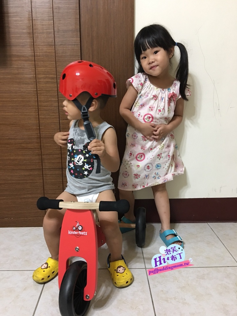 Kinderfeets木製平衡滑步車