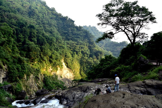 遺落山泉在人間~~草嶺蓬萊瀑布遊蹤