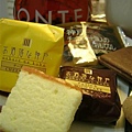 三宅先生からのお菓子-2.JPG