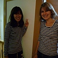 剛好同一天穿同樣的衣服很妙很妙.JPG