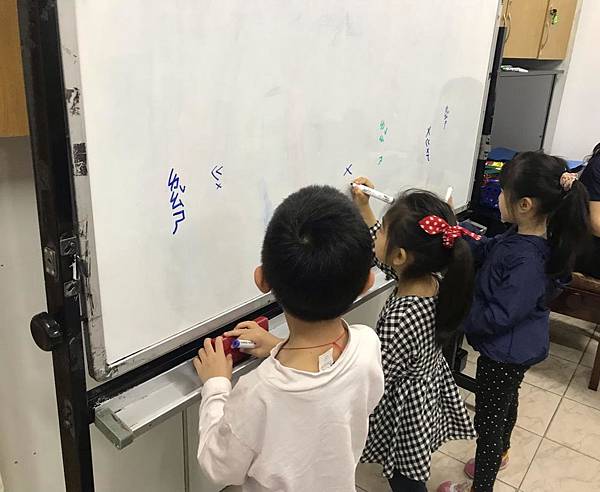 2018年下學期 第十三-十四週 2018年下學期 第十三-十四週