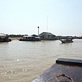 洞里薩湖裡的Floating Village of Chong Kneas, 空尼水上村