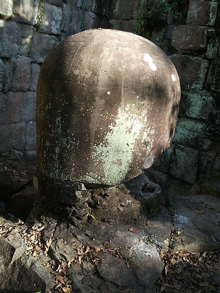 Koh Ker, The Linga at Prasat Balang, 全柬埔寨最大的林枷, 男人一定要好好拜一拜