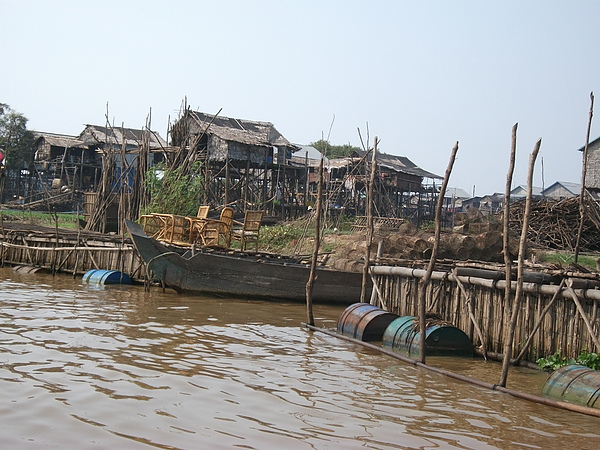 Kompong Phhluk, 空邦魯