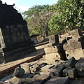 Wat Hanchey, 在磅湛北方20公里的寺廟, 建於8世紀