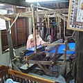 Pak Thong Chai Silk Village, 北通猜絲綢村, 有很多家庭式的織布小工廠, 藏身在小巷弄內