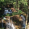 Huay Mae Khamin瀑布群之第四層瀑布Chat Kaew