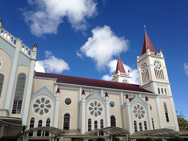 [轉載自碧瑤A&J語言學校台灣專屬部落格] 菲律賓碧瑤大教堂 (Baguio Cathedral)