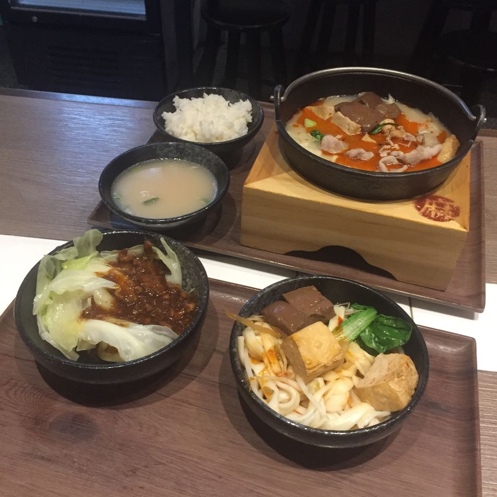 麻佬大餐飲