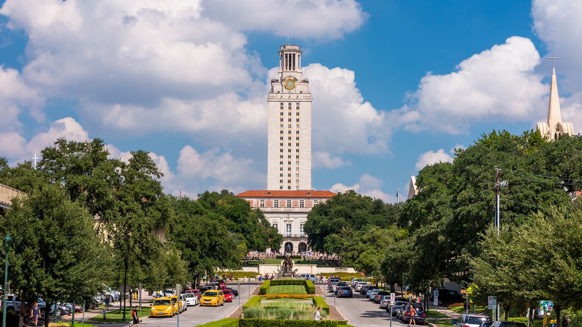 UT-Austin德州大學奧斯汀分校 - 位於德州政經中心，高科技企業愛攬才