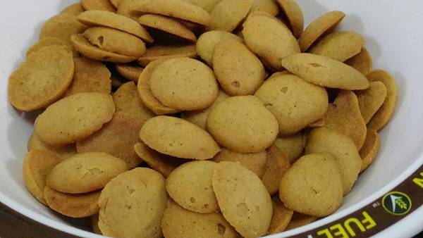 1021嘣米香米麩小餅乾 (2).jpg 1021嘣米香米麩小餅乾 (2).jpg