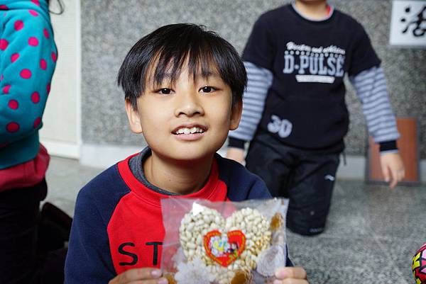 2016 食農教育-古早味爆米香教學-1021嘣米香在南屏國小-康軒文教 (16).JPG 2016 食農教育-古早味爆米香教學-1021嘣米香在南屏國小-康軒文教 (16).JPG