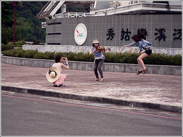 外拍日-遊客中心10