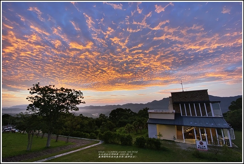 臺灣國際熱氣球嘉年華(鹿野高台)-2020-08-06.jpg 臺灣國際熱氣球嘉年華(鹿野高台)-2020-08-06.jpg