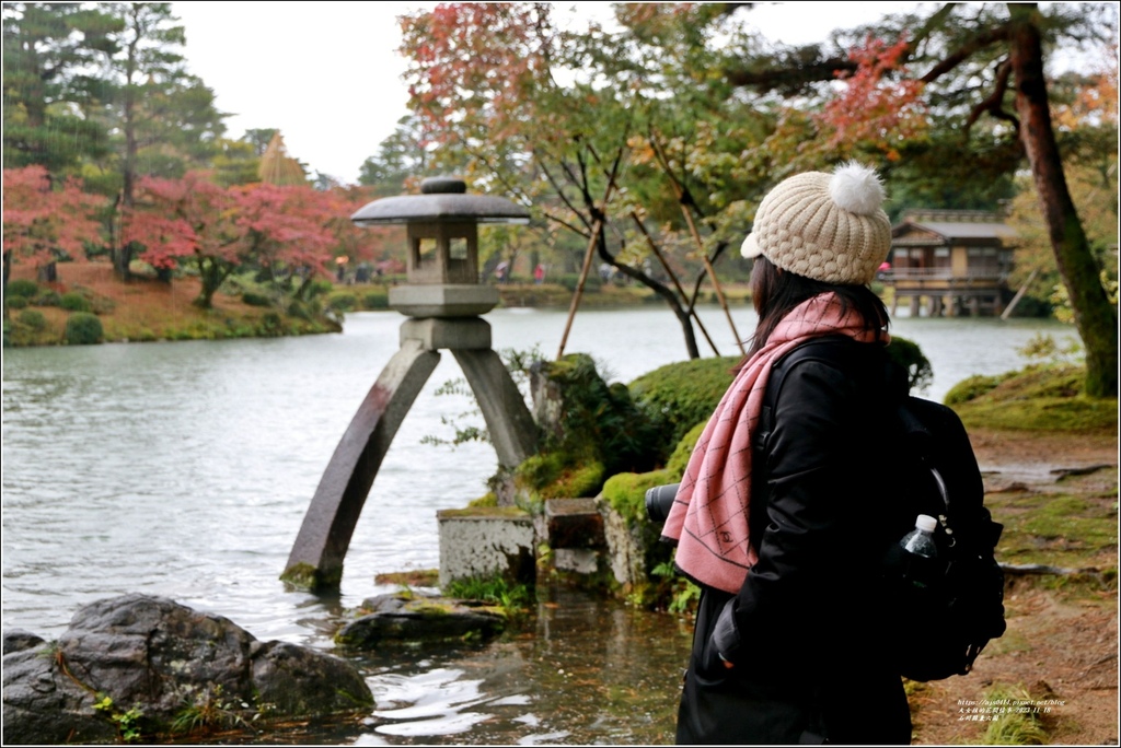 日本,石川,日本景點,石川景點,兼六園,金澤市,日本三大名園,日本庭園,楓葉,徽軫燈籠,唐崎松,雪吊,迴遊式庭園