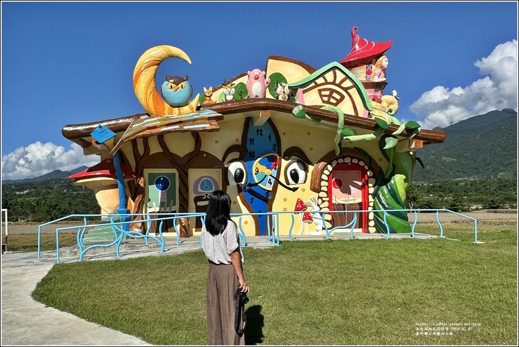 鹿野鄉公所魔幻公廁-2024-07-07-02.jpg
