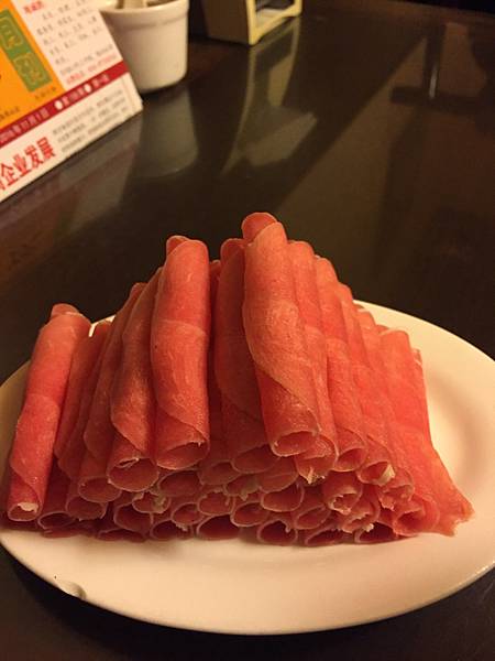南門涮肉-羊肉片.JPG