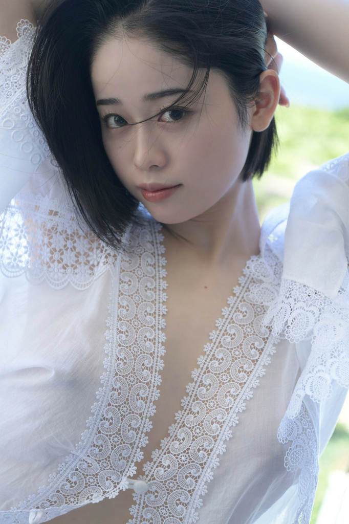 MINAMO 週刊ポストデジタル写真集 [彼女のサマー・ブリ