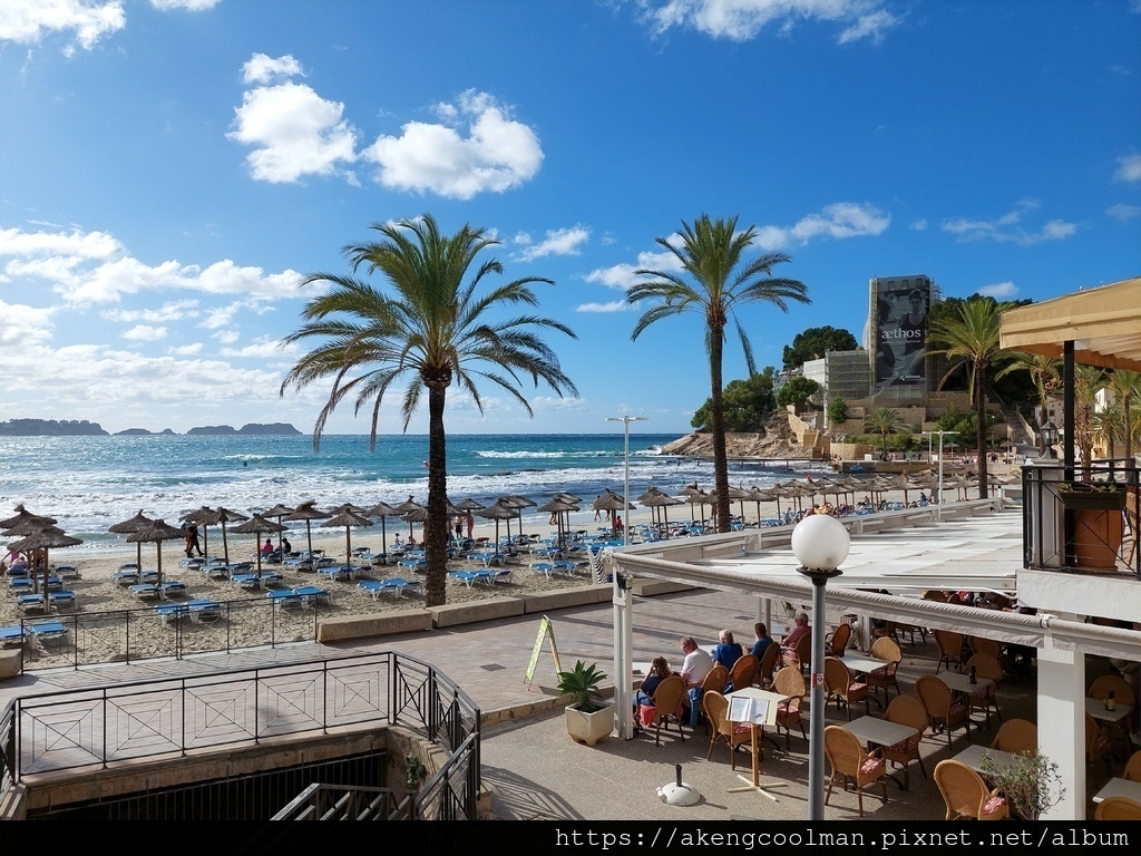 西班牙馬略卡島(Mallorca), 隱藏版的世界級旅遊勝地 西班牙-馬略卡島-Peguera-陽光-沙灘-餐廳