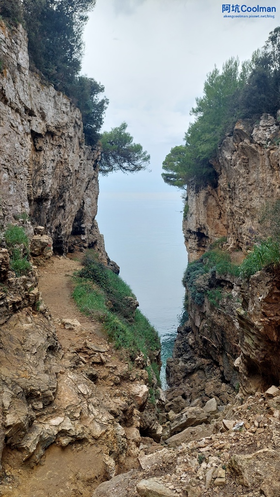 普拉 Verudela Canyon 海灣 2.jpg